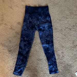 VS pink leggings tie dye